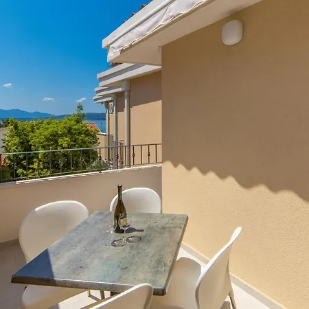 Apartmani Aida Zivogosce Exterior photo