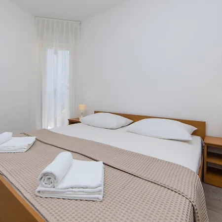 Apartmani Aida Zivogosce Exterior photo