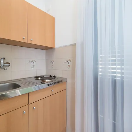 Apartmani Aida Zivogosce Room photo